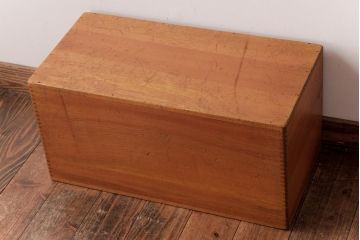 アンティーク雑貨　昭和レトロ　大きな積み木【長方形・大】(スツール、飾り台、花台、ディスプレイ雑貨)(2)