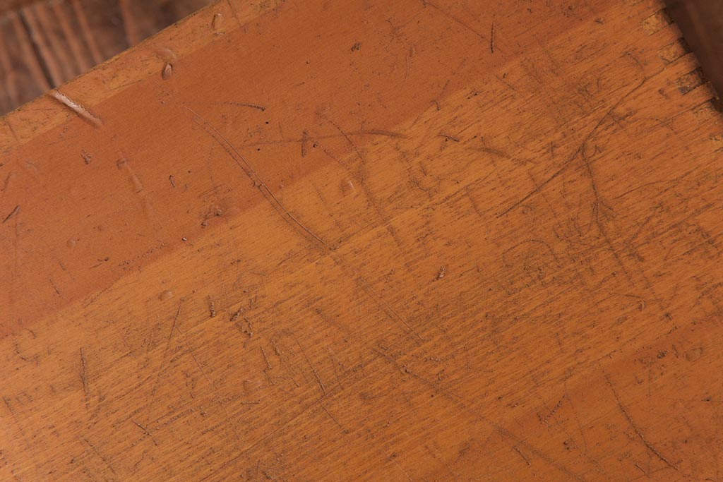 アンティーク雑貨　昭和レトロ　キューブ型の大きな積み木【立方体・大】(スツール、飾り台、花台、ディスプレイ雑貨)(1)