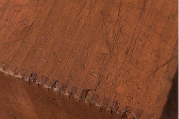 アンティーク雑貨　昭和レトロ　キューブ型の大きな積み木【立方体・大】(スツール、飾り台、花台、ディスプレイ雑貨)(2)