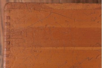 アンティーク雑貨　昭和レトロ　色々使える!大きな積み木【立方体・大】(スツール、飾り台、花台、ディスプレイ雑貨)