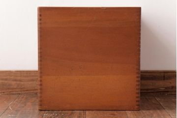 アンティーク雑貨　昭和レトロ　色々使える!大きな積み木【立方体・大】(スツール、飾り台、花台、ディスプレイ雑貨)(2)