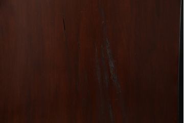 和製アンティーク　ヒノキ材　漆塗り　大振りで存在感のある帯戸(板戸、引き戸、建具)2枚セット(1)