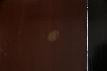 和製アンティーク　ヒノキ材　漆塗り　大振りで存在感のある帯戸(板戸、引き戸、建具)2枚セット(1)