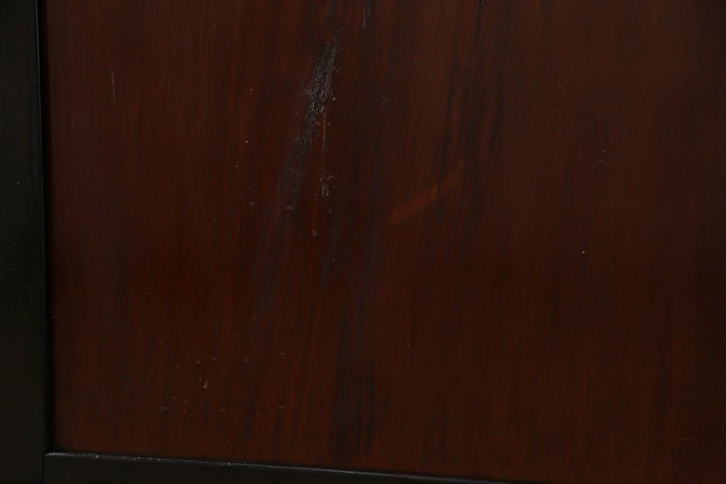 和製アンティーク　ヒノキ材　漆塗り　大振りで存在感のある帯戸(板戸、引き戸、建具)2枚セット(1)