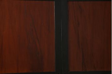 和製アンティーク　ヒノキ材　漆塗り　大振りで存在感のある帯戸(板戸、引き戸、建具)2枚セット(2)