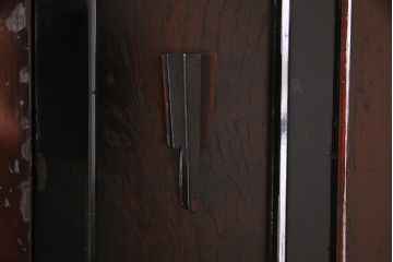 アンティーク家具　古民具・骨董　前板ケヤキ材　玉杢　自慢の一品としておすすめな和モダンの重ね松本階段箪笥