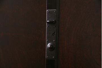 アンティーク家具　古民具・骨董　前板ケヤキ材　玉杢　自慢の一品としておすすめな和モダンの重ね松本階段箪笥