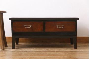 アンティーク家具　和製アンティーク　モダンな雰囲気漂う箪笥をリメイクしたセンターテーブル(ローテーブル)