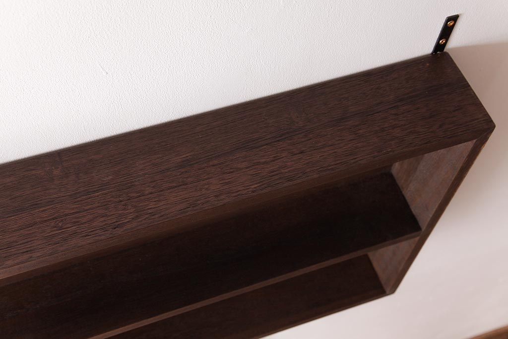 和製アンティーク　リメイク家具　桐材　柔らかな雰囲気を漂わせる壁掛け棚・2段(ウォールシェルフ、飾り棚、ディスプレイラック)