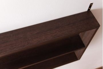 和製アンティーク　リメイク家具　桐材　柔らかな雰囲気を漂わせる壁掛け棚・2段(ウォールシェルフ、飾り棚、ディスプレイラック)