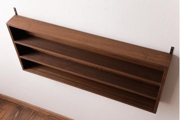 リメイク家具　桐材　柔らかな雰囲気を漂わせるウォールシェルフ・3段(壁掛け収納棚、飾り棚、ディスプレイラック)(3)