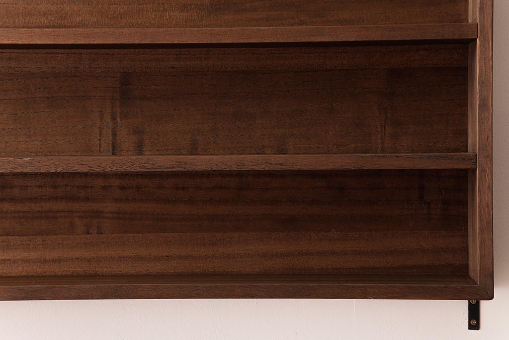 リメイク家具　桐材　柔らかな雰囲気を漂わせるウォールシェルフ・3段(壁掛け収納棚、飾り棚、ディスプレイラック)(3)