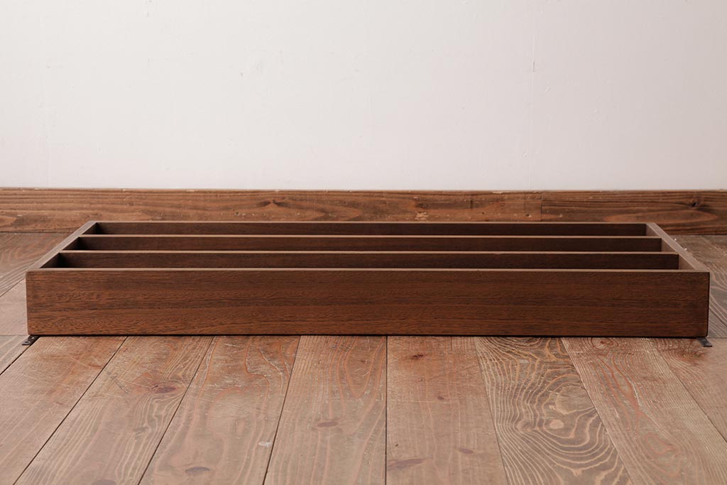 リメイク家具　桐材　柔らかな雰囲気を漂わせるウォールシェルフ・3段(壁掛け収納棚、飾り棚、ディスプレイラック)(3)