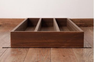 リメイク家具　桐材　柔らかな雰囲気を漂わせるウォールシェルフ・3段(壁掛け収納棚、飾り棚、ディスプレイラック)(3)