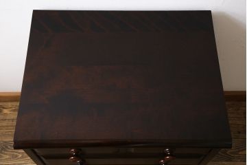 ビンテージ　北海道民芸家具　小振りなチェスト(引き出し、整理タンス)