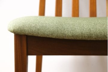 ヴィンテージ家具　ビンテージ　G-PLAN(ジープラン)　淡いグリーンのおしゃれなダイニングチェア(ワークチェア、椅子)(1)