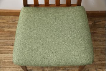 ヴィンテージ家具　ビンテージ　G-PLAN(ジープラン)　淡いグリーンのおしゃれなダイニングチェア(ワークチェア、椅子)(2)