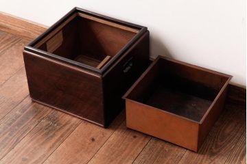 アンティーク雑貨　和製アンティーク　唐木　花梨材の艶が美しい角火鉢(木製火鉢、手焙り、カリン材)