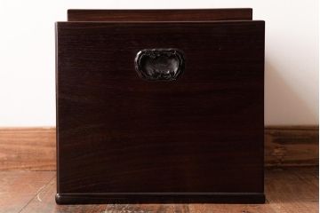 アンティーク雑貨　和製アンティーク　上手物　指物　本紫檀　上品な雰囲気漂う高級箱火鉢(角火鉢、手あぶり)