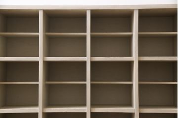 ペイント家具　リメイク　柔らかな色合いが魅力的なマス目棚(下駄箱、オープンラック、収納棚)