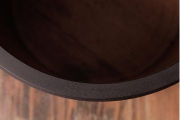 アンティーク雑貨　和製アンティーク　黒ずんだ金具の風合いが魅力的な味わいのある一斗升(一斗マス)