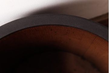 アンティーク雑貨　和製アンティーク　黒ずんだ金具の風合いが魅力的な味わいのある一斗升(一斗マス)