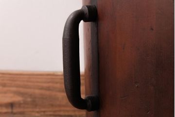 アンティーク雑貨　和製アンティーク　黒ずんだ金具の風合いが魅力的な味わいのある一斗升(一斗マス)