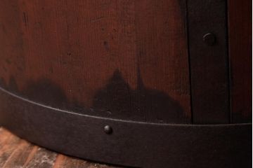 アンティーク雑貨　和製アンティーク　黒ずんだ金具の風合いが魅力的な味わいのある一斗升(一斗マス)
