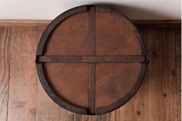 アンティーク雑貨　和製アンティーク　黒ずんだ金具の風合いが魅力的な味わいのある一斗升(一斗マス)