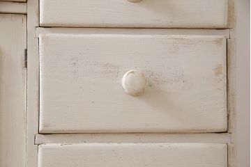 アンティーク家具　フランスアンティーク　カントリースタイルに馴染む当店ペイントのカップボード(飾り棚、キャビネット)
