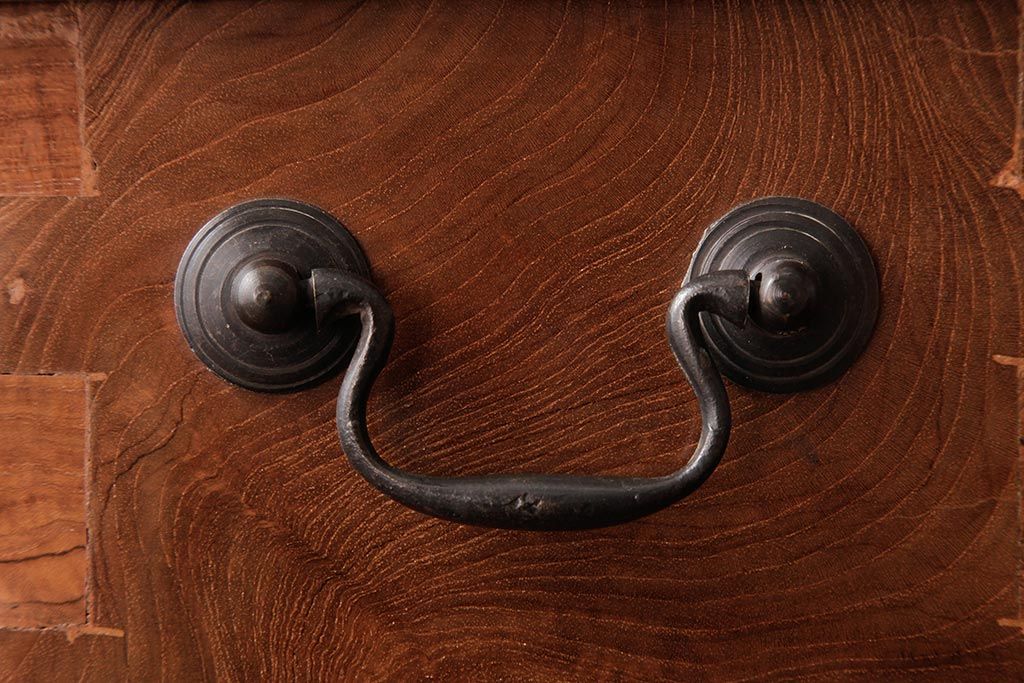 アンティーク雑貨　ビンテージ　カリン材　重厚な雰囲気漂うしっかりとした素材の木箱(収納箱、小物入れ、花梨材)