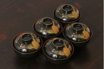 和製アンティーク　松竹梅　華やかな金彩の蓋付き木製椀(漆器、和食器)5客セット