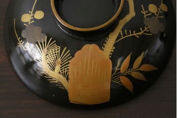 和製アンティーク　松竹梅　華やかな金彩の蓋付き木製椀(漆器、和食器)5客セット