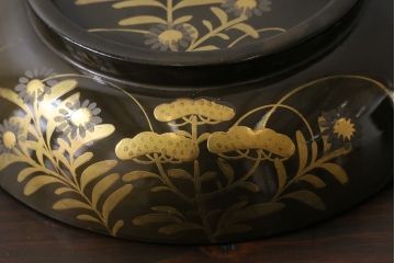 和製アンティーク　大正昭和初期　蝶や草花の蒔絵が品のある木製のお椀5客セット(漆器)