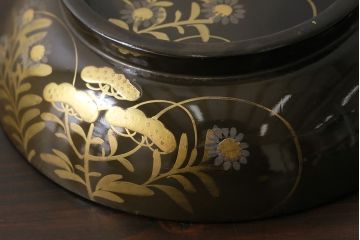 和製アンティーク　大正昭和初期　蝶や草花の蒔絵が品のある木製のお椀5客セット(漆器)
