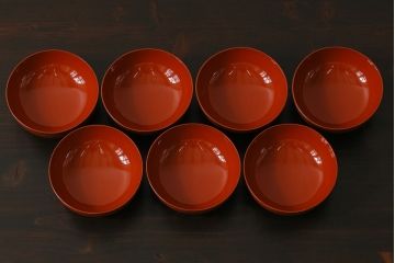 和製アンティーク　朱塗り　和モダンなデザインがお洒落な木製のお椀7客セット(漆器、和食器)