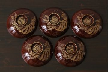 和製アンティーク　漆器　迫力ある図柄の描かれた木製椀5客セット(和食器)