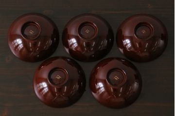 和製アンティーク　漆器　迫力ある図柄の描かれた木製椀5客セット(和食器)