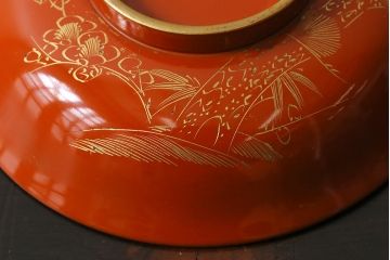 和製アンティーク　松竹梅　縁起の良い意匠の沈金朱塗椀5客セット(蓋付き椀、漆器、和食器)(1)