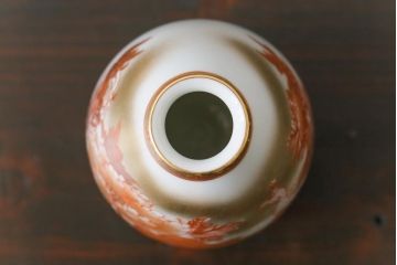 和製アンティーク　九谷赤絵　牡丹花鳥　孔雀　箱付き　徳利・お猪口・盃洗　酒器セット(九谷焼、盃、和食器)