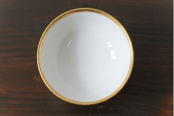 和製アンティーク　九谷赤絵　牡丹花鳥　孔雀　箱付き　徳利・お猪口・盃洗　酒器セット(九谷焼、盃、和食器)