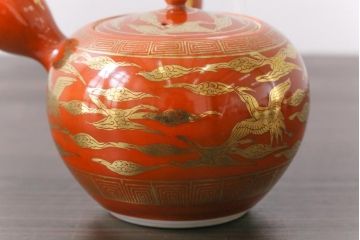 和製アンティーク　九谷赤絵　箱付き　急須・湯呑茶碗　茶器セット(九谷焼、和食器)