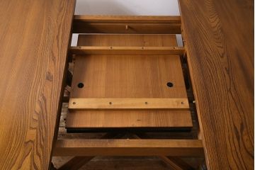 ヴィンテージ家具　イギリスビンテージ　ERCOL(アーコール)　エレガントなドローリーフテーブル(ダイニングテーブル)