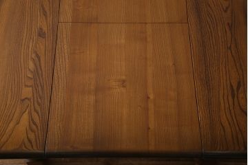 ヴィンテージ家具　イギリスビンテージ　ERCOL(アーコール)　エレガントなドローリーフテーブル(ダイニングテーブル)
