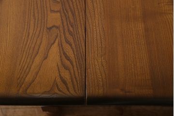 ヴィンテージ家具　イギリスビンテージ　ERCOL(アーコール)　エレガントなドローリーフテーブル(ダイニングテーブル)