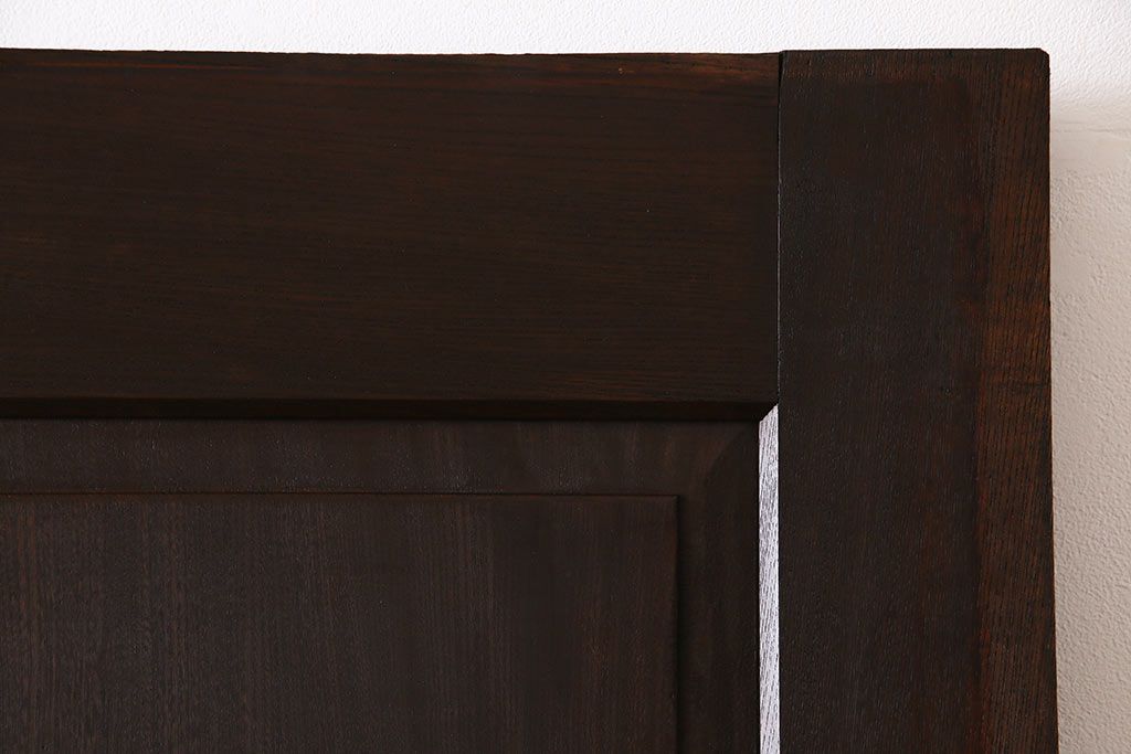 和製アンティーク　総ケヤキ材　和モダンの空間におすすめの一枚板の蔵戸(引き戸、建具、玄関戸)