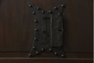 和製アンティーク　総ケヤキ材　和モダンの空間におすすめの一枚板の蔵戸(引き戸、建具、玄関戸)