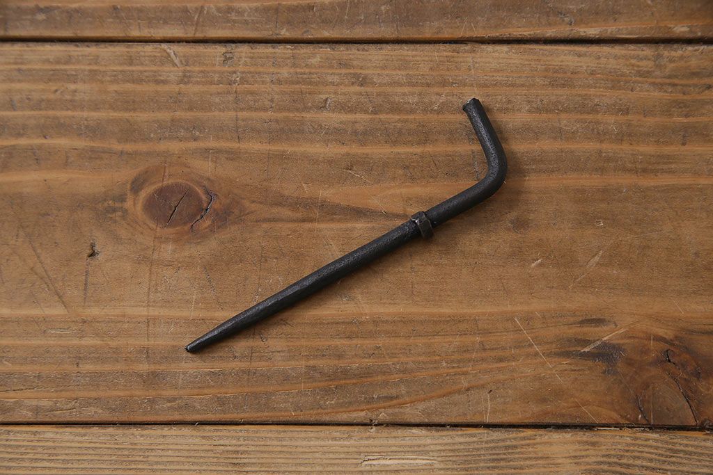 和製アンティーク　総ケヤキ材　和モダンの空間におすすめの一枚板の蔵戸(引き戸、建具、玄関戸)