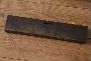 和製アンティーク　総ケヤキ材　和モダンの空間におすすめの一枚板の蔵戸(引き戸、建具、玄関戸)