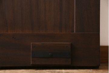 和製アンティーク　総ケヤキ材　和モダンの空間におすすめの一枚板の蔵戸(引き戸、建具、玄関戸)